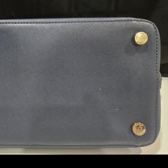 Michael Kors Greenwich LG Bag Leather Navy Bag - Bucket Bag w/Checkered Interior - Picture 7 of 9